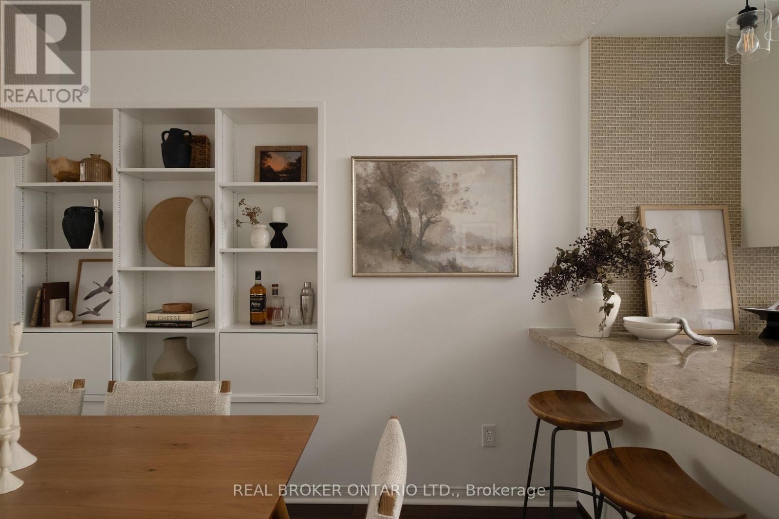 59 Bastedo Avenue, Toronto, Ontario  M4C 3M8 - Photo 8 - E14031102