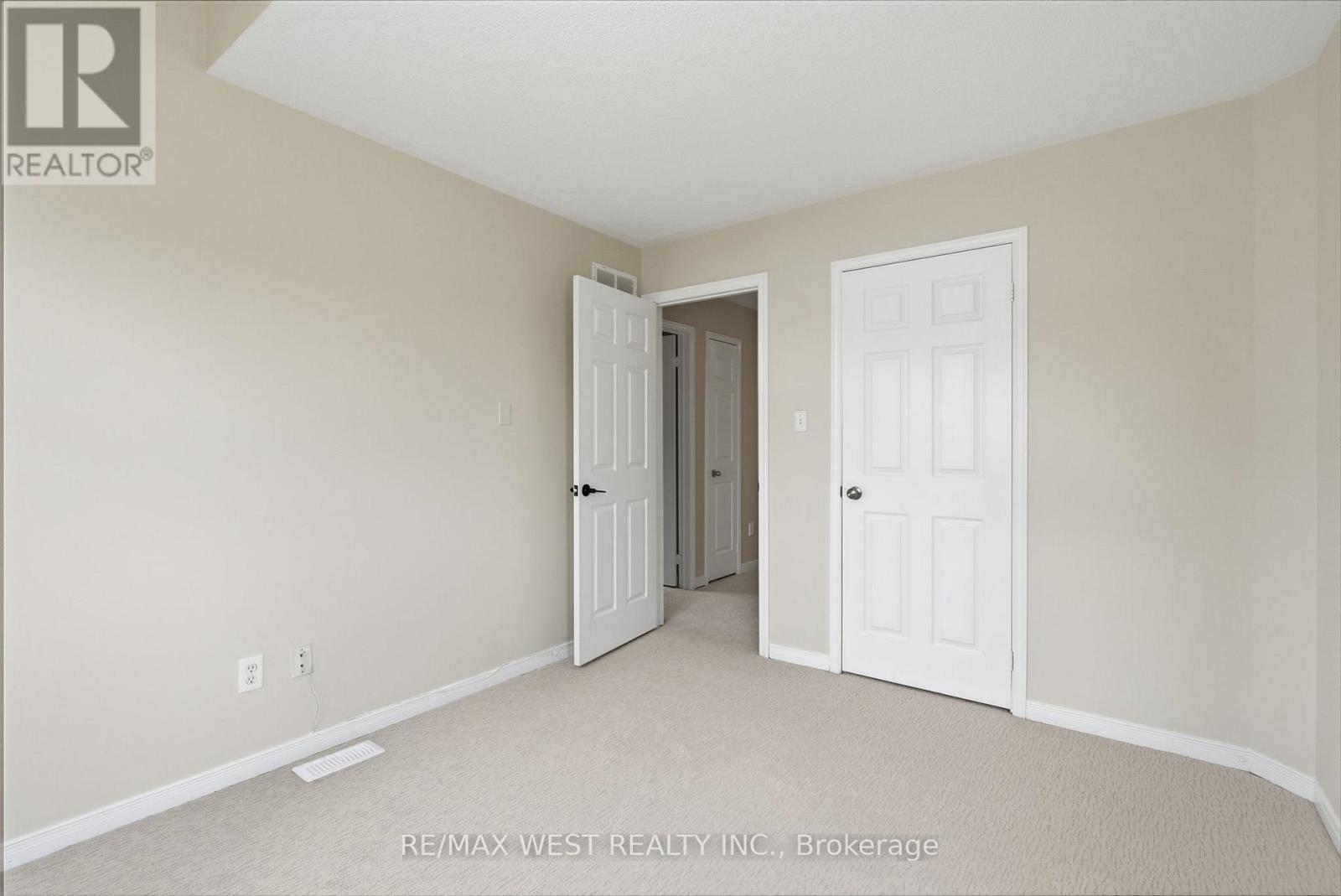 60 Furrow Drive, Whitby, Ontario  L1R 1Y7 - Photo 23 - E14031120