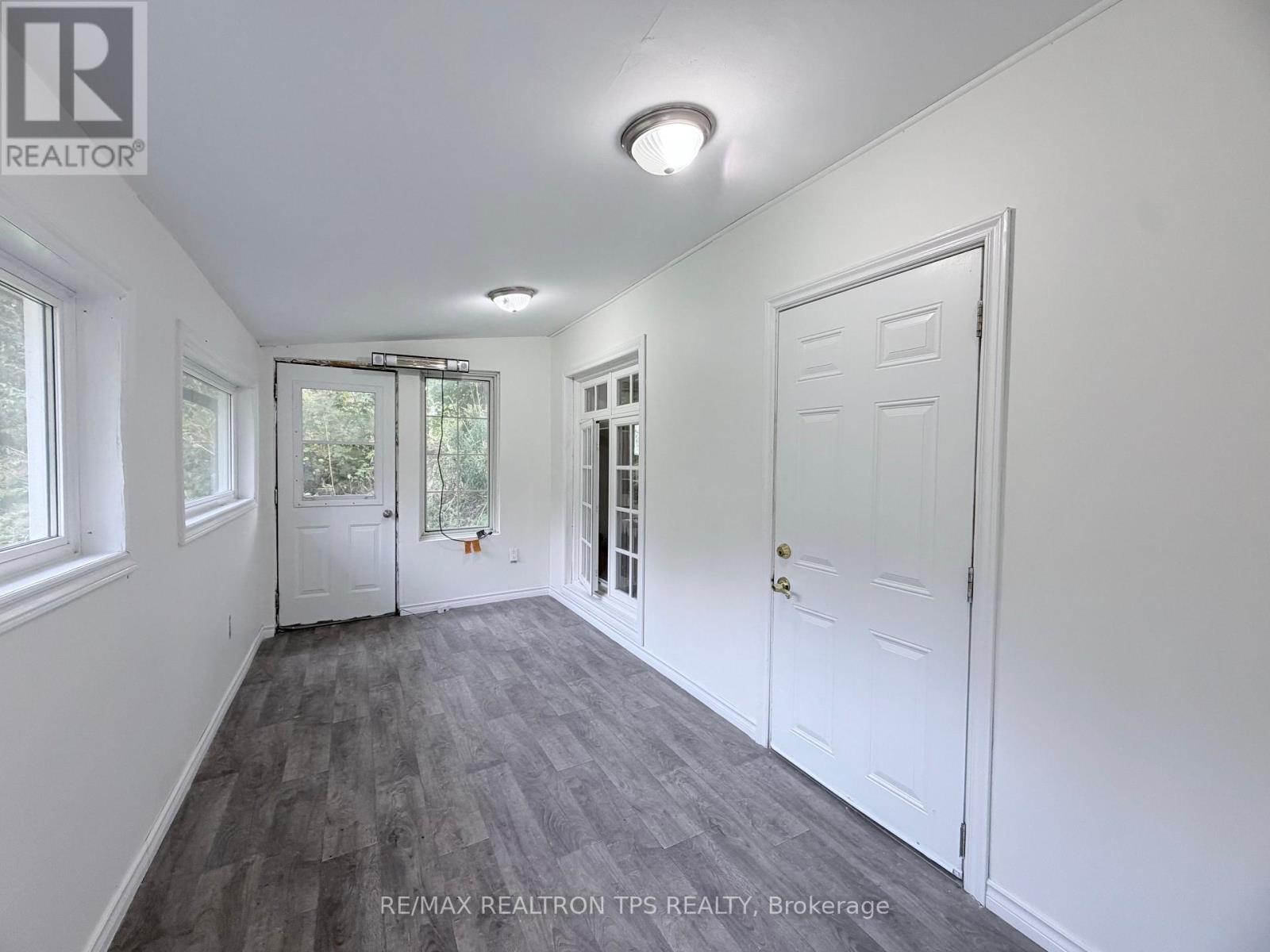 3 - 54 Lawson Road, Clarington, Ontario  L1E 2K3 - Photo 2 - E14031142