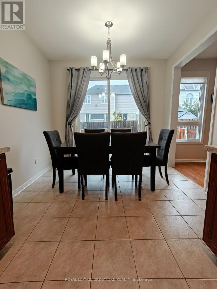 116 Silverwood Circle, Ajax, Ontario  L1Z 0A2 - Photo 4 - E14031442