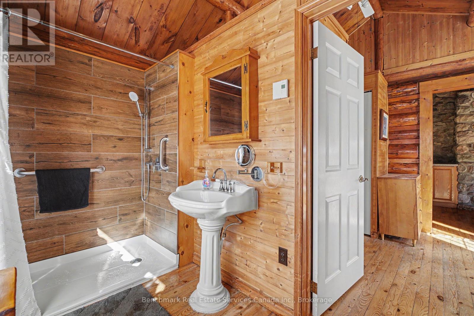 2407 Highway 11 N, Unorganized Townships (Marten River), Ontario  P0H 1T0 - Photo 23 - X14031304