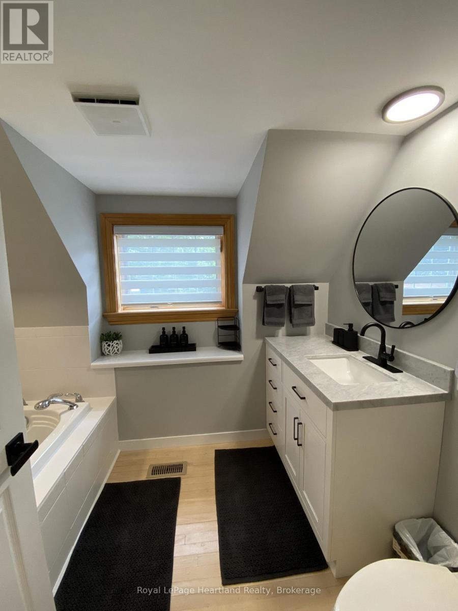 82 Tuyll Street, Bluewater, Ontario  N0M 1G0 - Photo 34 - X14031444