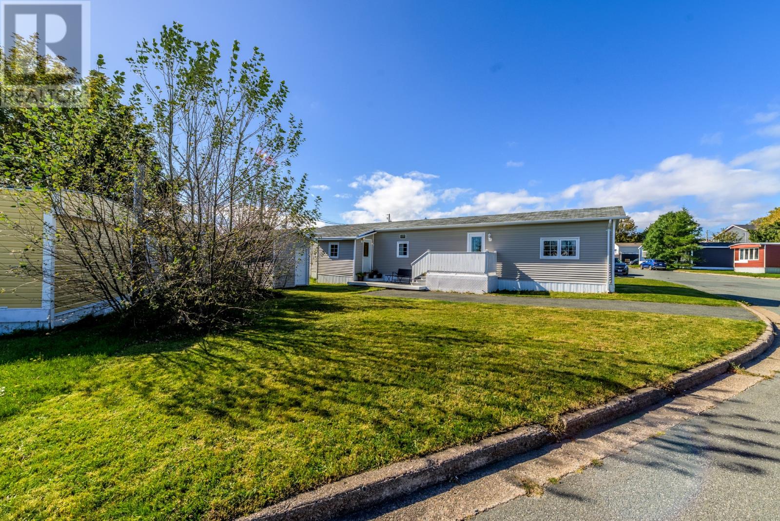 18 Meadowbrook Park Road, St. John's, Newfoundland & Labrador  A1S 1G1 - Photo 2 - 1304369