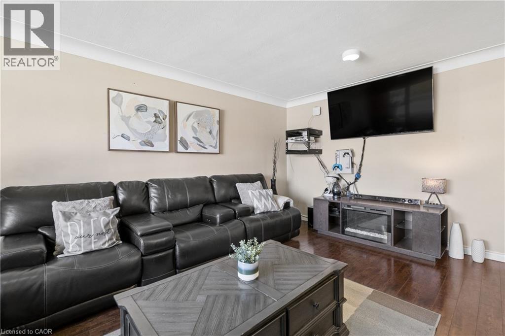 61 Fairlawn Road, Kitchener, Ontario  N2C 1X8 - Photo 5 - 40871140