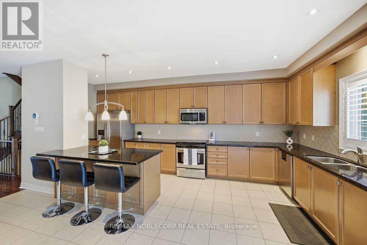 37 - 8900 Bathurst Street, Vaughan, Ontario  L4J 8A7 - Photo 13 - N14031122
