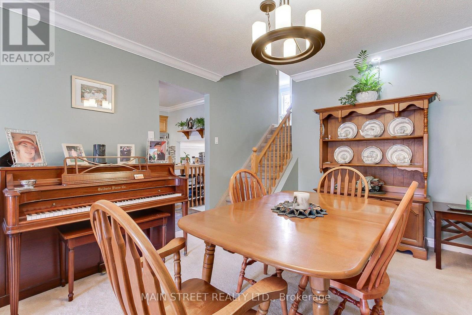 61 Hudson Crescent, Bradford West Gwillimbury (Bradford), Ontario  L3Z 2K1 - Photo 9 - N14031298