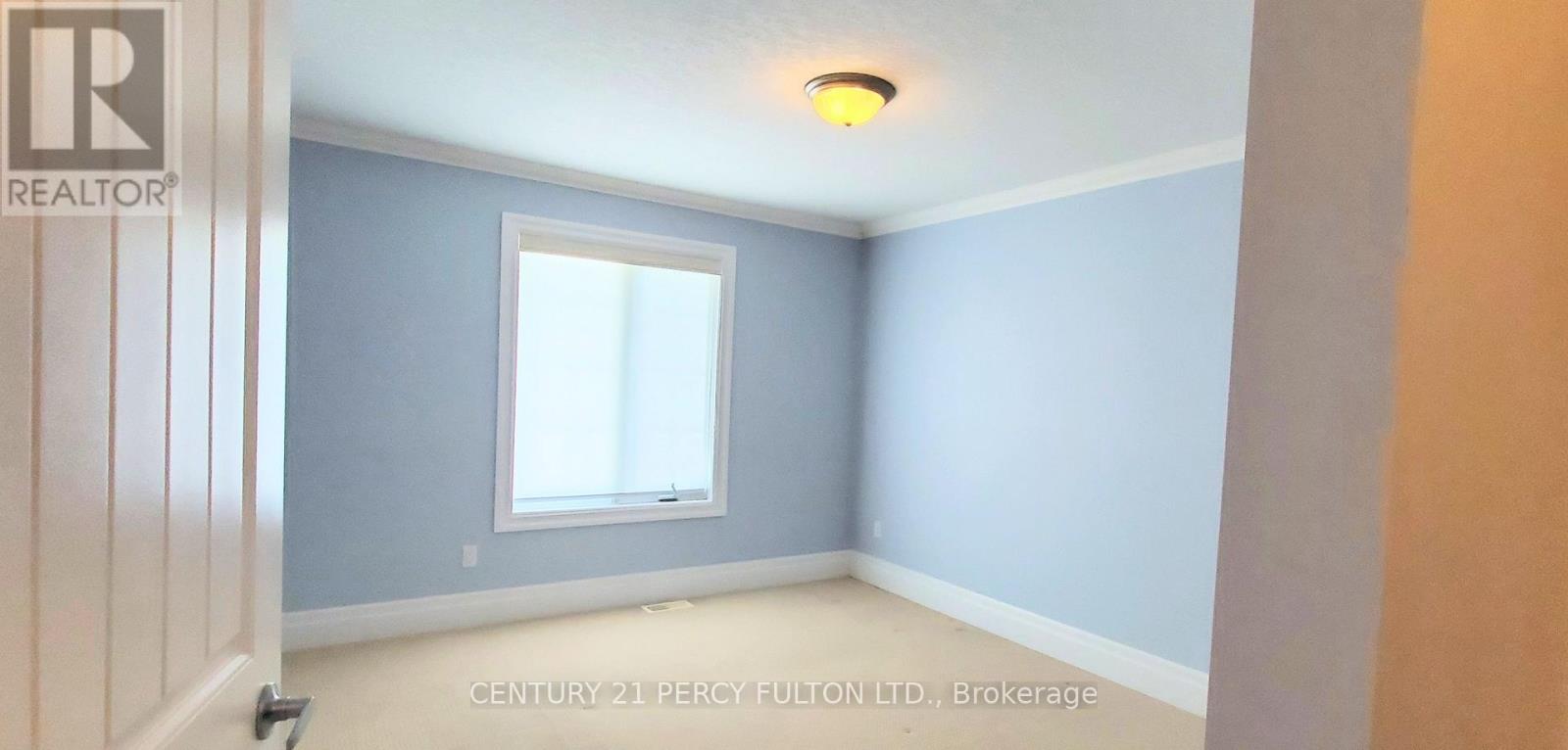 31 Greenway Drive, Wasaga Beach, Ontario  L9Z 0E6 - Photo 12 - S14031410