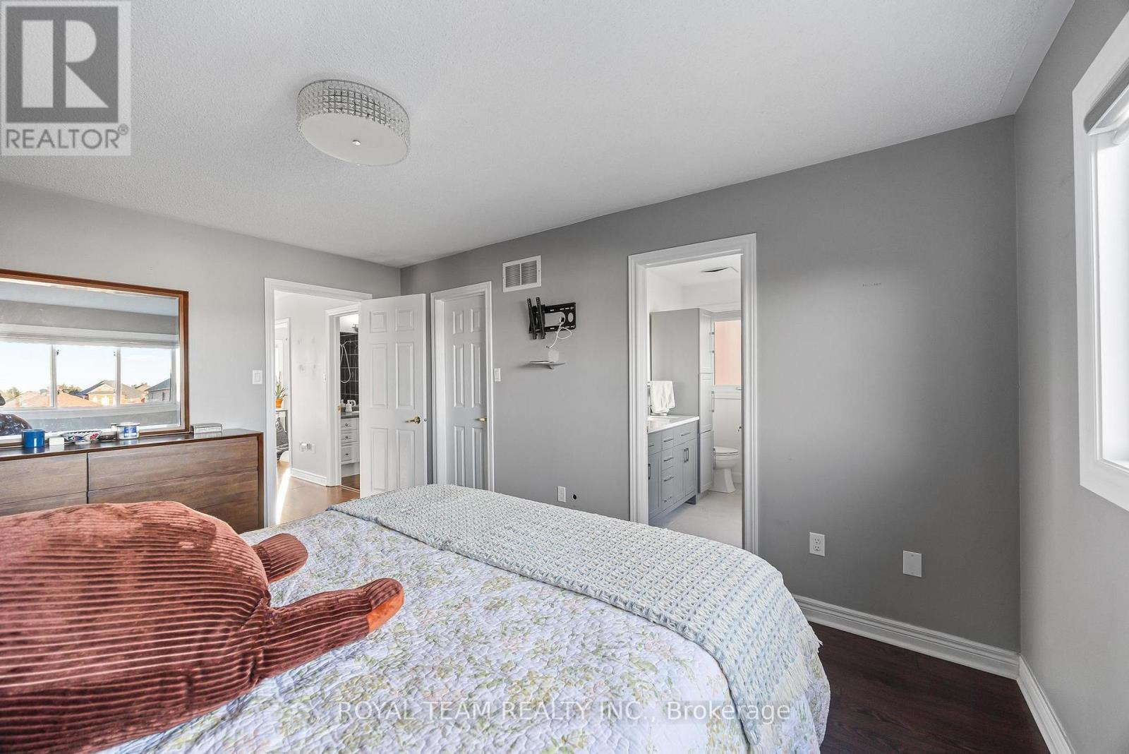 40 Emily Carr Crescent, Caledon, Ontario  L7E 2K9 - Photo 18 - W14031086