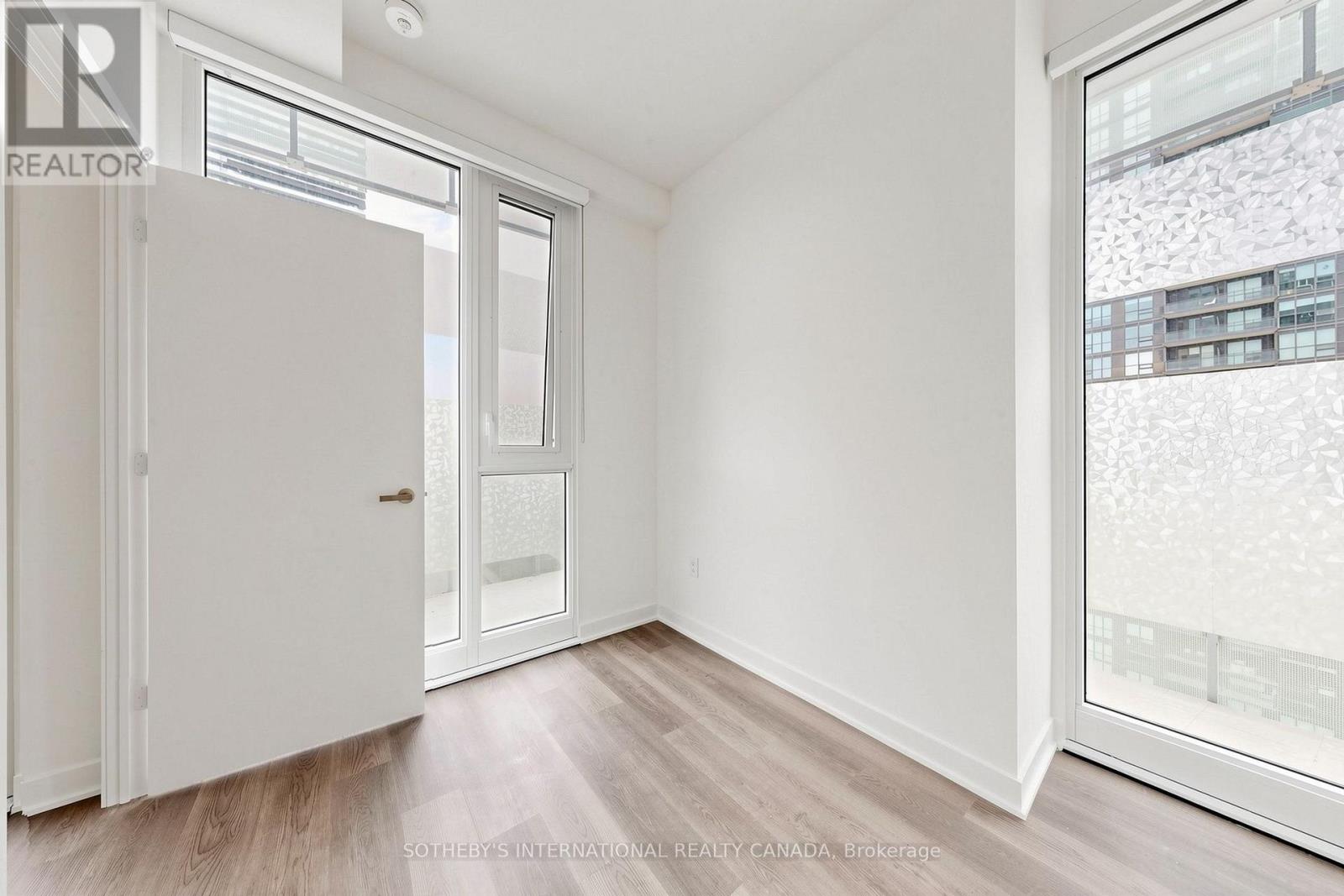 1809 - 3900 Confederation Parkway, Mississauga, Ontario  L5B 0M3 - Photo 11 - W14031164