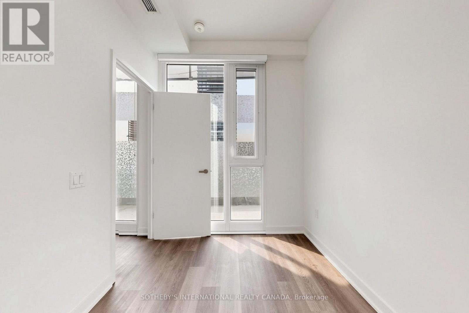 1809 - 3900 Confederation Parkway, Mississauga, Ontario  L5B 0M3 - Photo 14 - W14031164