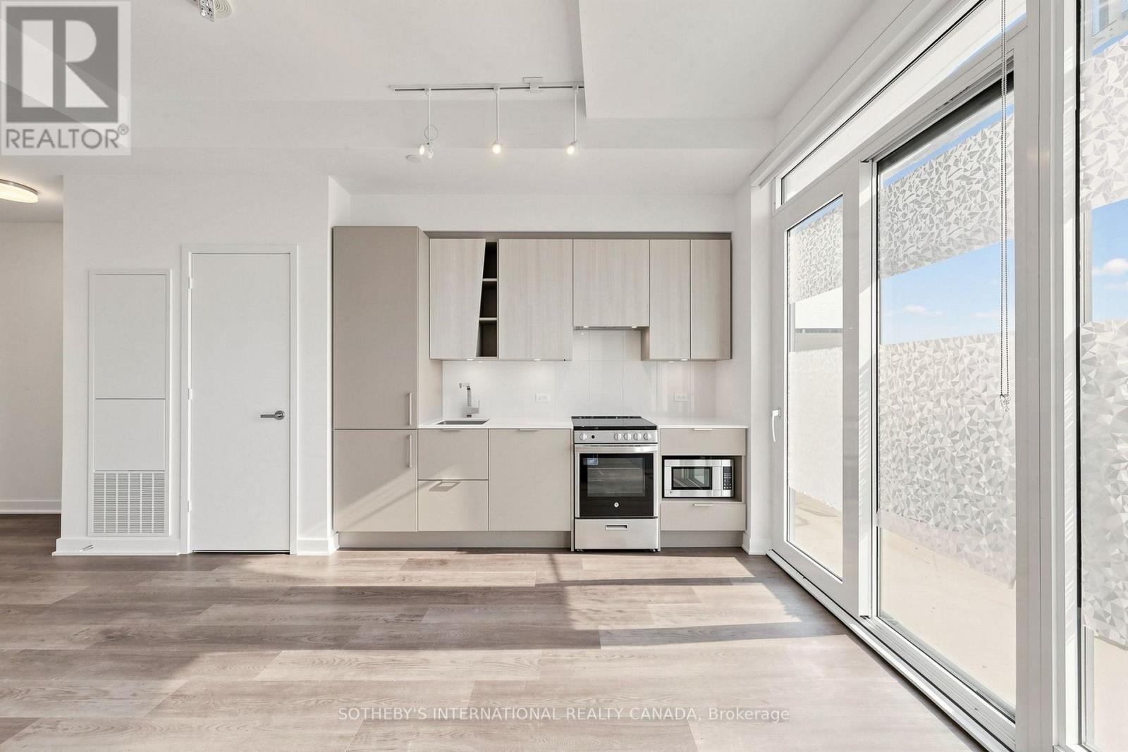 1809 - 3900 Confederation Parkway, Mississauga, Ontario  L5B 0M3 - Photo 6 - W14031164