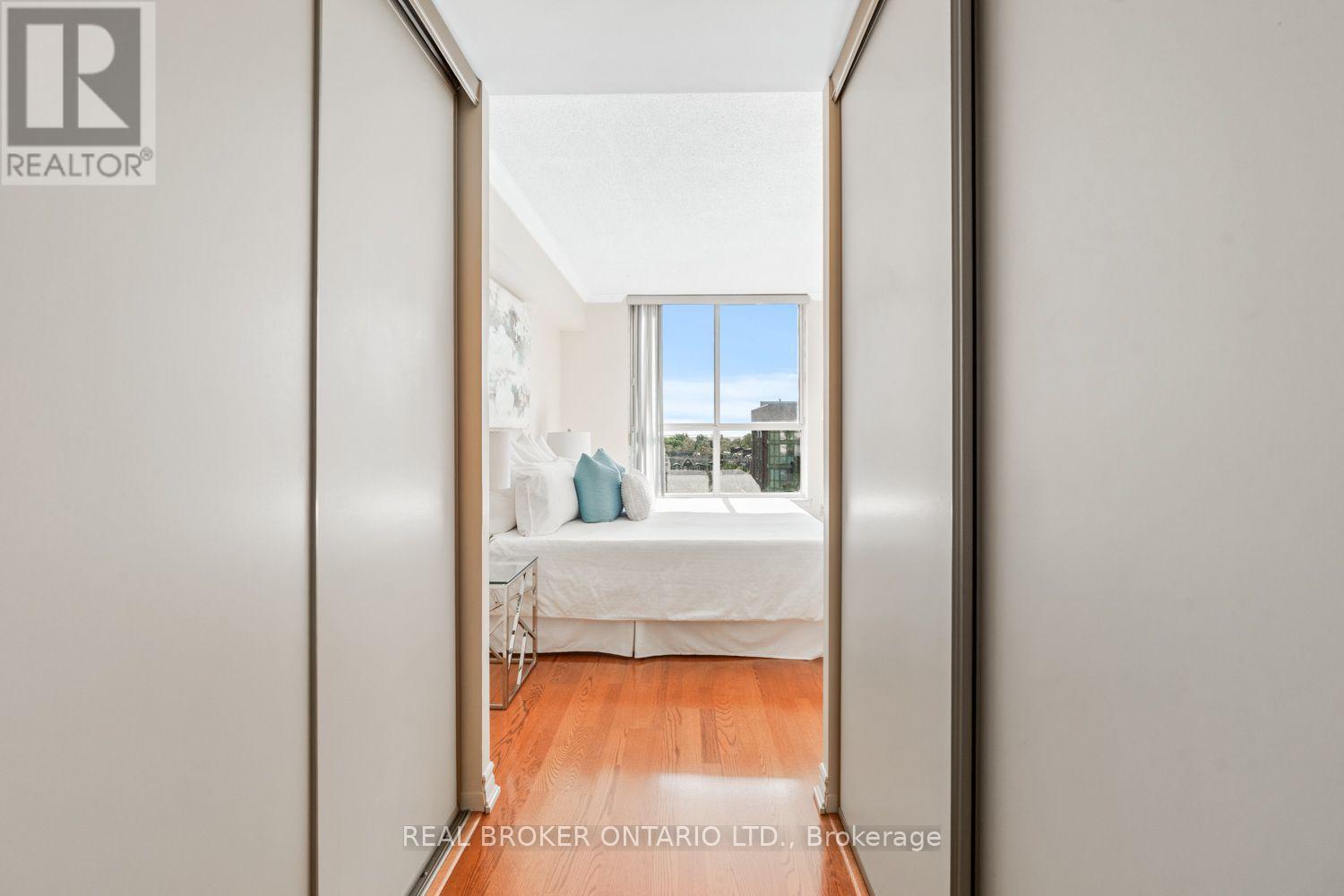 747 - 24 Southport Street, Toronto, Ontario  M6S 4Z1 - Photo 15 - W14031270