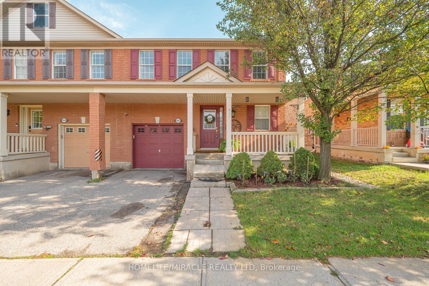 1552 Harwood Drive, Milton, Ontario  L9T 5K1 - Photo 2 - W14031284