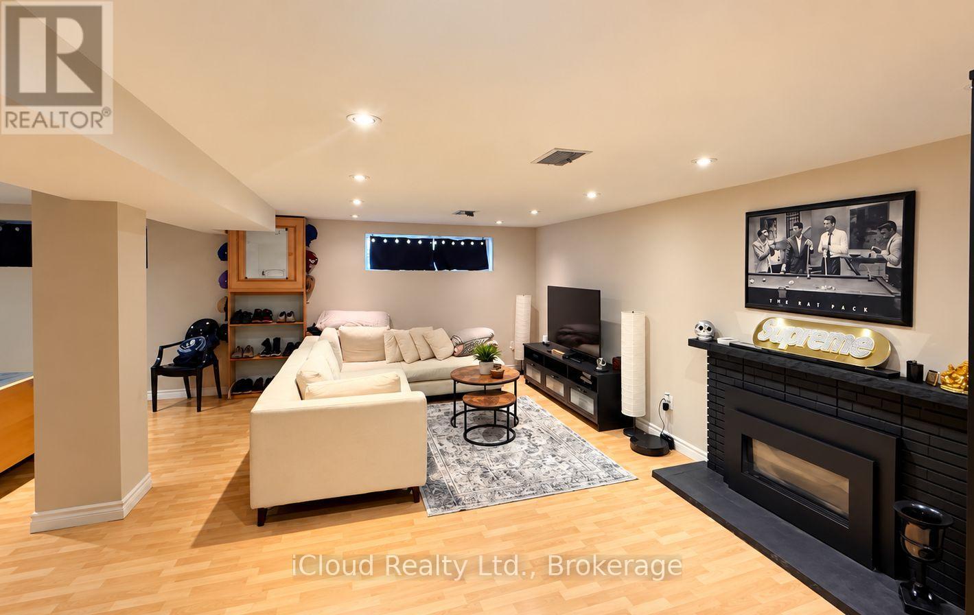 75 Walwyn Avenue, Toronto, Ontario  M9N 3H9 - Photo 23 - W14031336