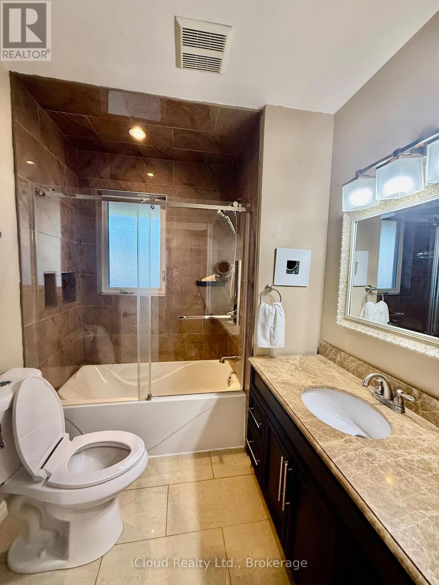 75 Walwyn Avenue, Toronto, Ontario  M9N 3H9 - Photo 28 - W14031336