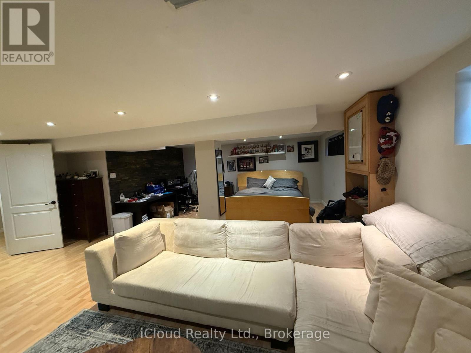 75 Walwyn Avenue, Toronto, Ontario  M9N 3H9 - Photo 30 - W14031336