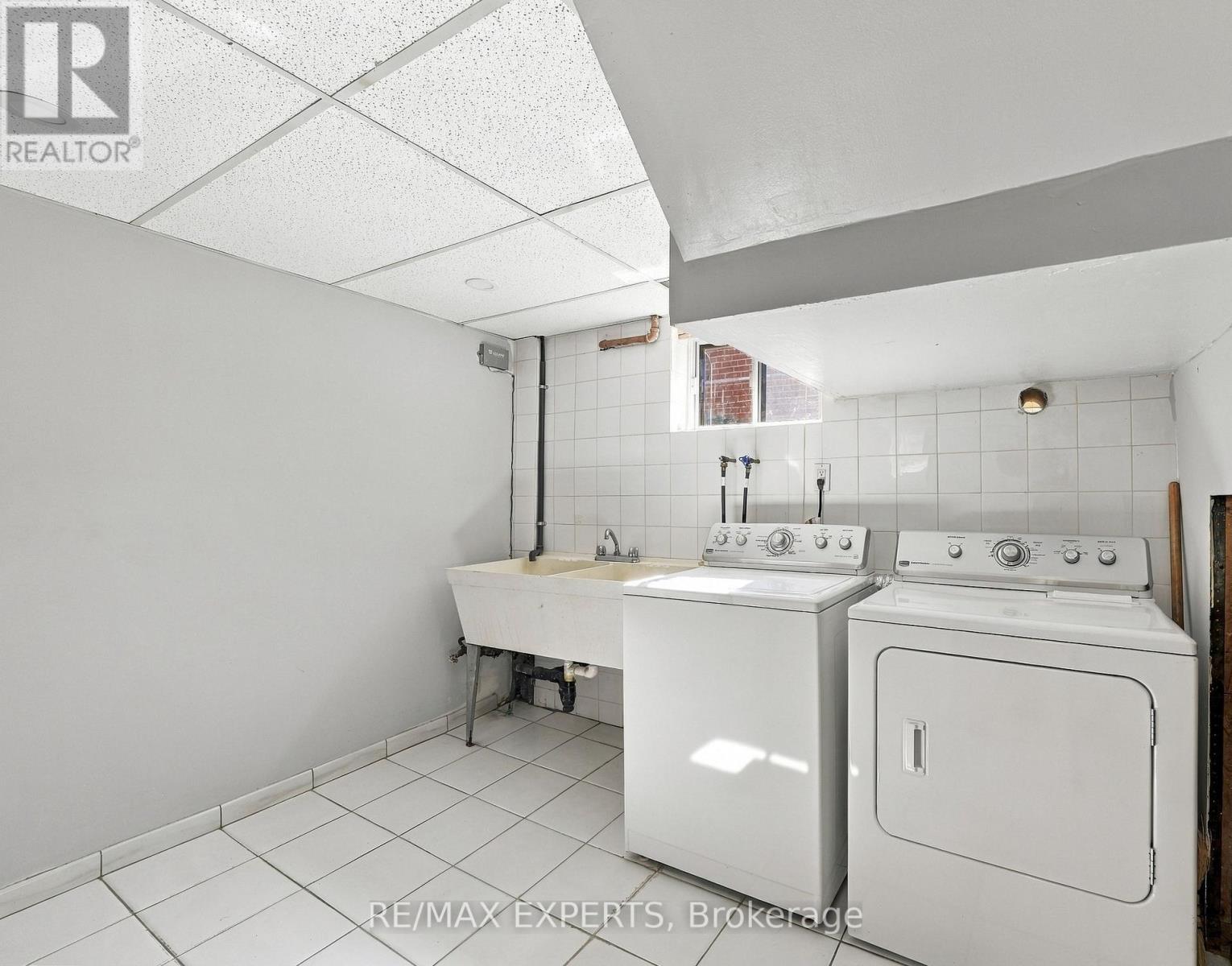 12 Paradelle Crescent, Toronto, Ontario  M3N 1E4 - Photo 29 - W14031374
