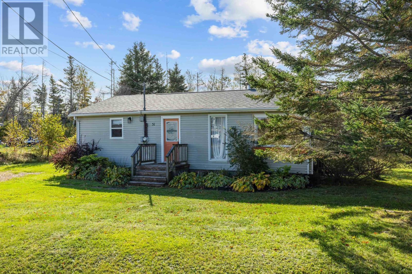 51 Macaskill Crescent, Brackley, Prince Edward Island  C1E 2T4 - Photo 1 - 202624443