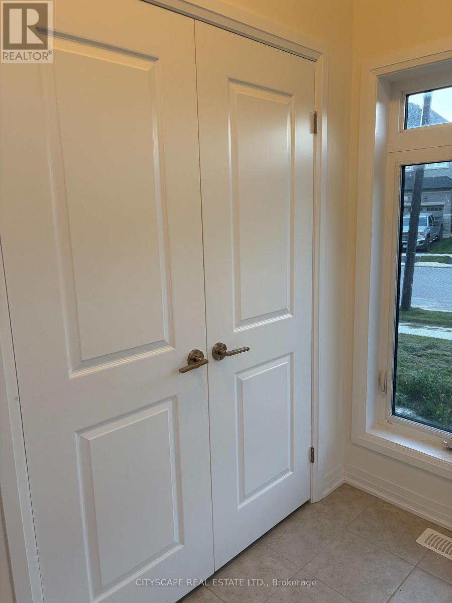 28 Mckernan Avenue, Brantford, Ontario  N3V 0C2 - Photo 11 - X14031292