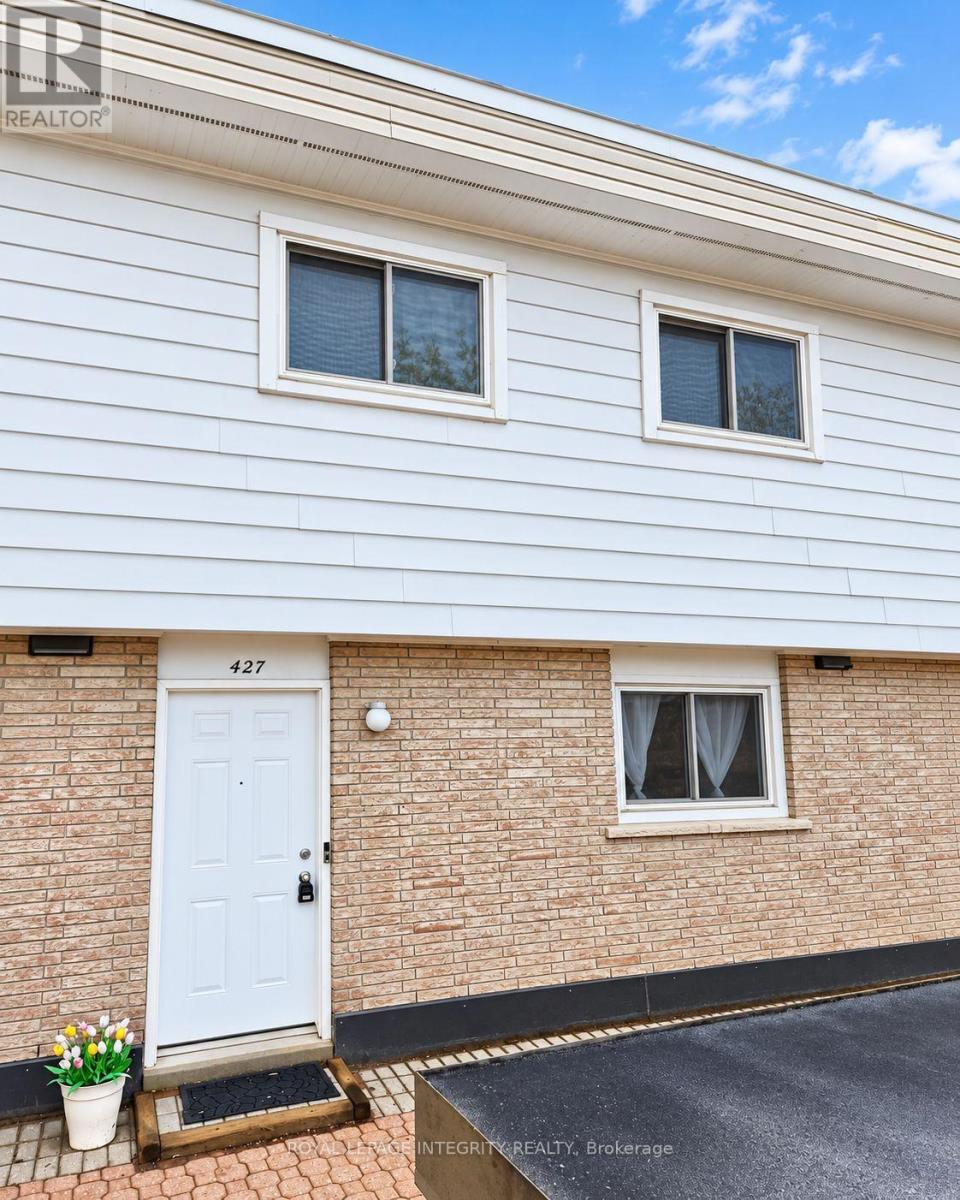 427 MOODIE DRIVE, Ottawa, Ontario