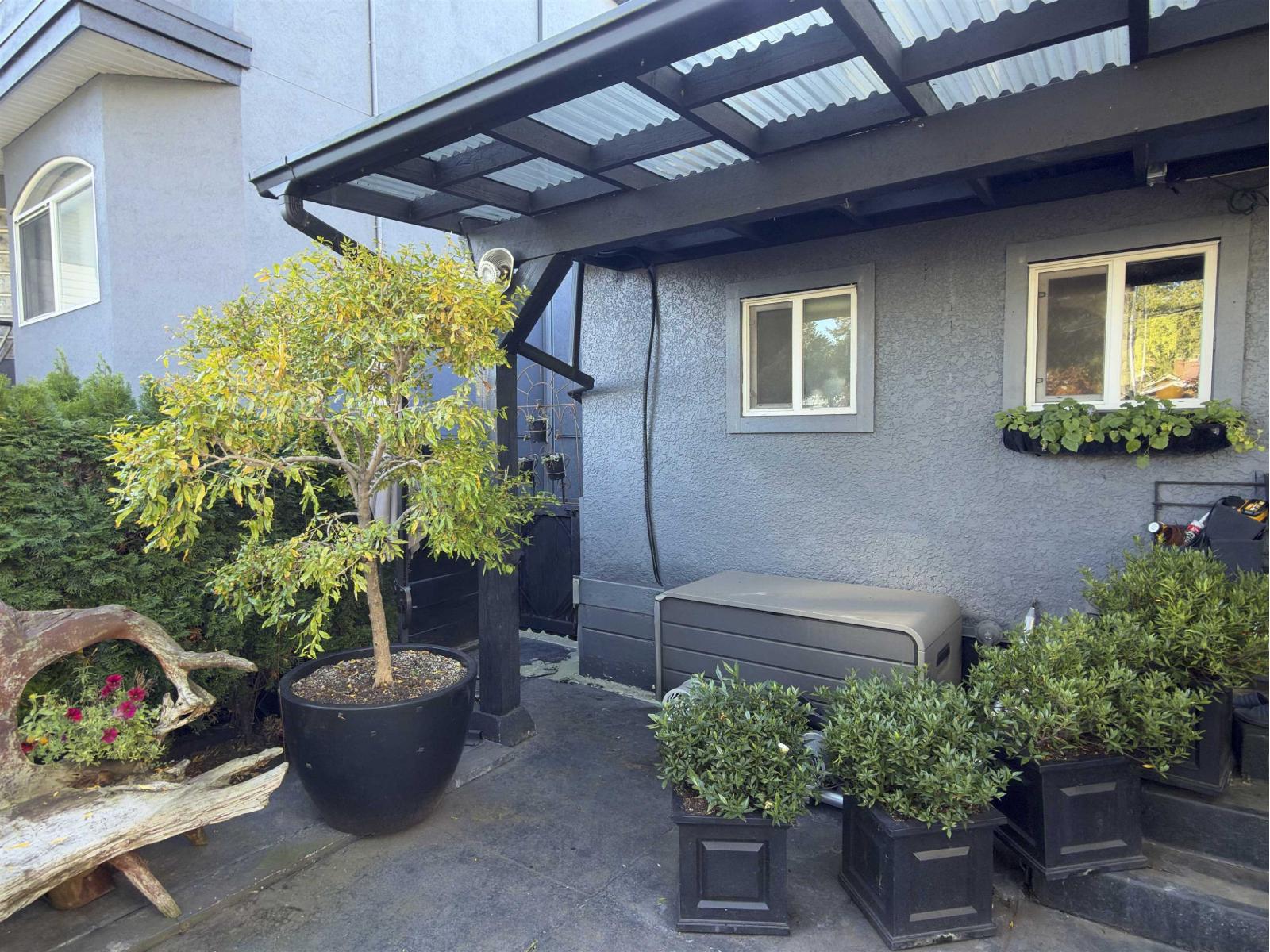 15582 Victoria Avenue, White Rock, British Columbia  V4B 1H7 - Photo 5 - R3173677
