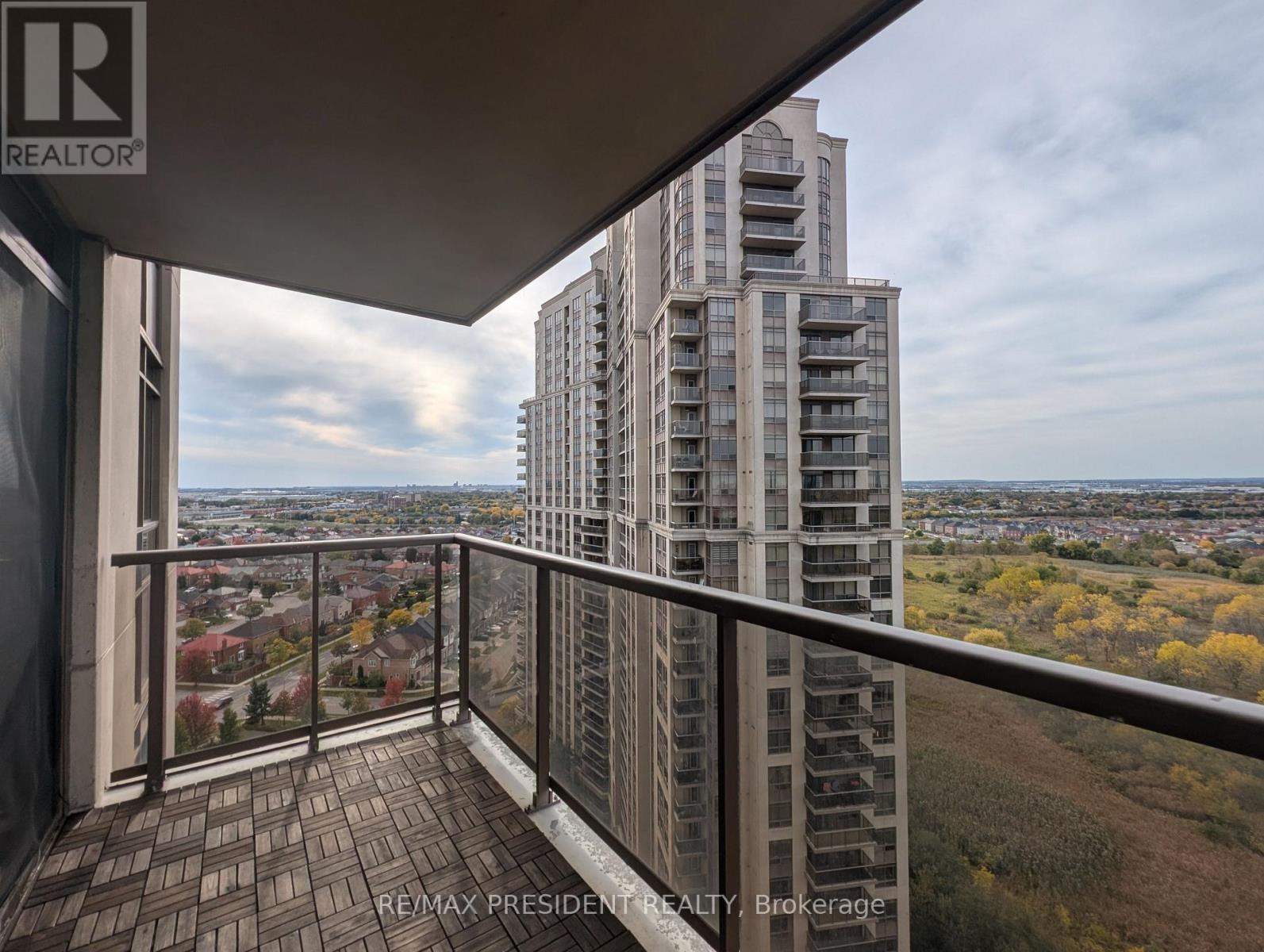 2026 - 700 Humberwood Boulevard N, Toronto, Ontario  M9W 7J4 - Photo 11 - W14030682