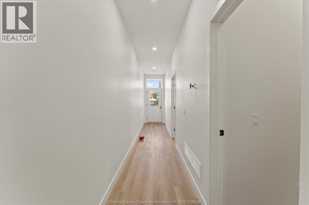 2275 Wellesley Avenue Unit# 4, Windsor, Ontario  N8W 2G1 - Photo 7 - 26024644