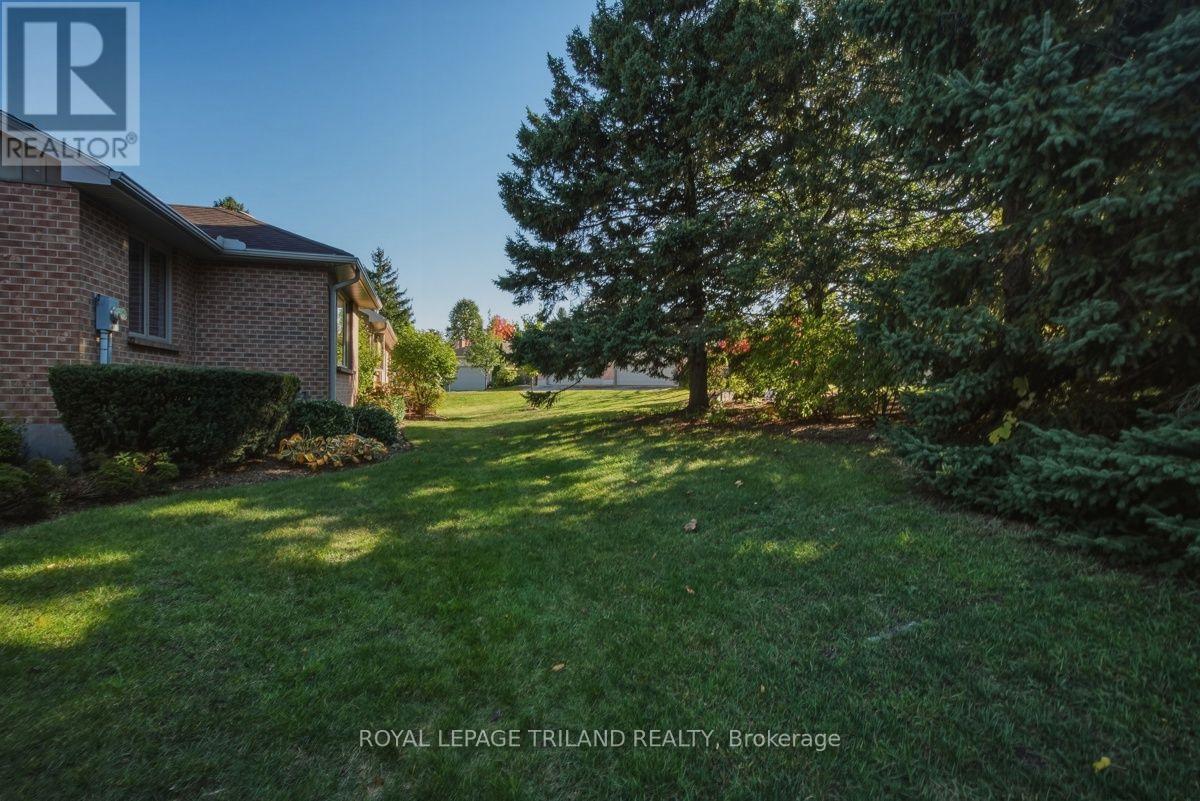 48 - 5 Cadeau Terrace, London South, Ontario  N6K 4H9 - Photo 47 - X14031482