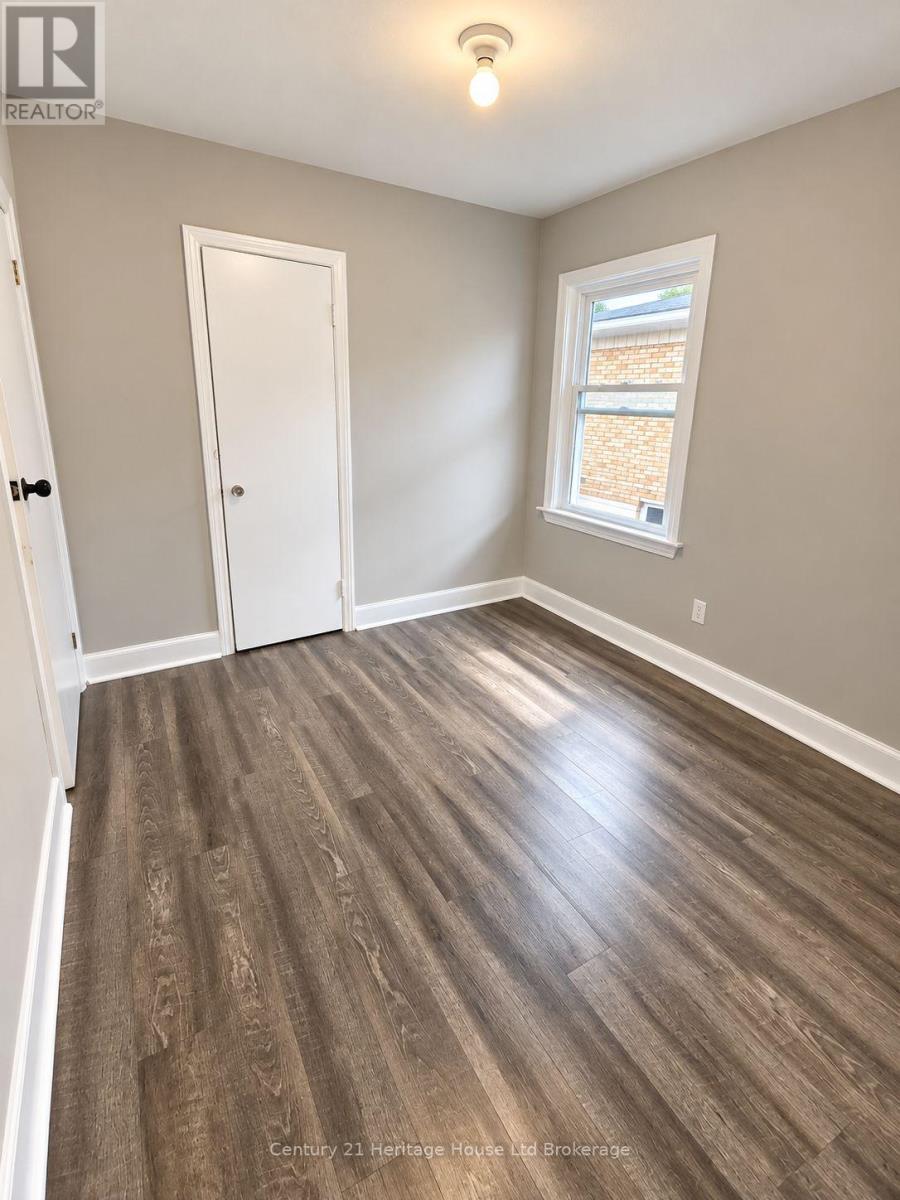 821 Wilton Crescent, Woodstock, Ontario N4S 7H4 - Photo 6 - X14031522