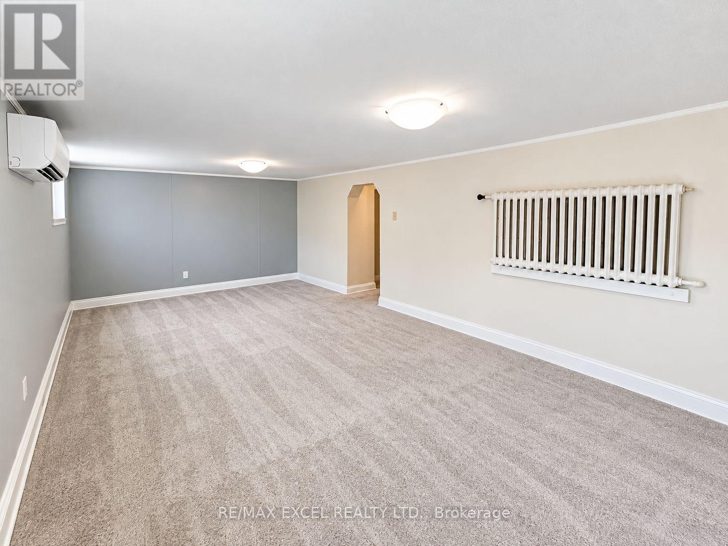11 Hutton Avenue, Toronto, Ontario  M4C 3L2 - Photo 6 - E14007726