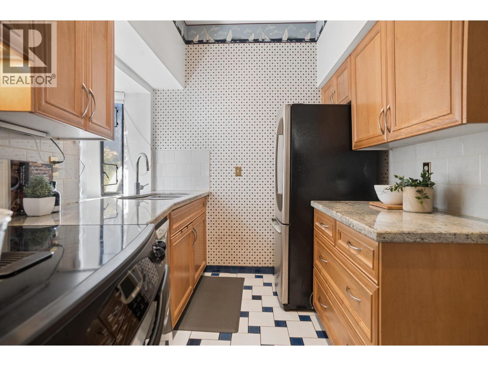 2 1115 W 10th Avenue, Vancouver, British Columbia  V6H 1J2 - Photo 9 - R3175155