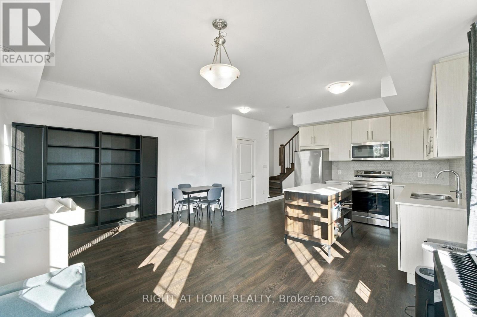 28 - 2199 Lillykin Street, Oakville, Ontario  L6H 0X6 - Photo 11 - W13846458
