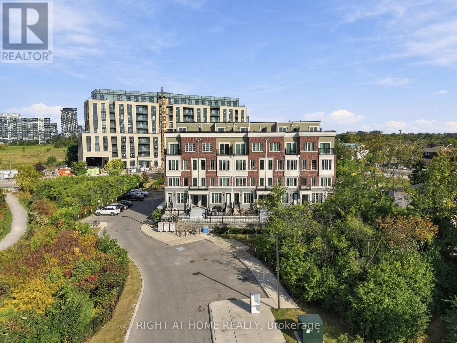 28 - 2199 Lillykin Street, Oakville, Ontario  L6H 0X6 - Photo 2 - W13846458