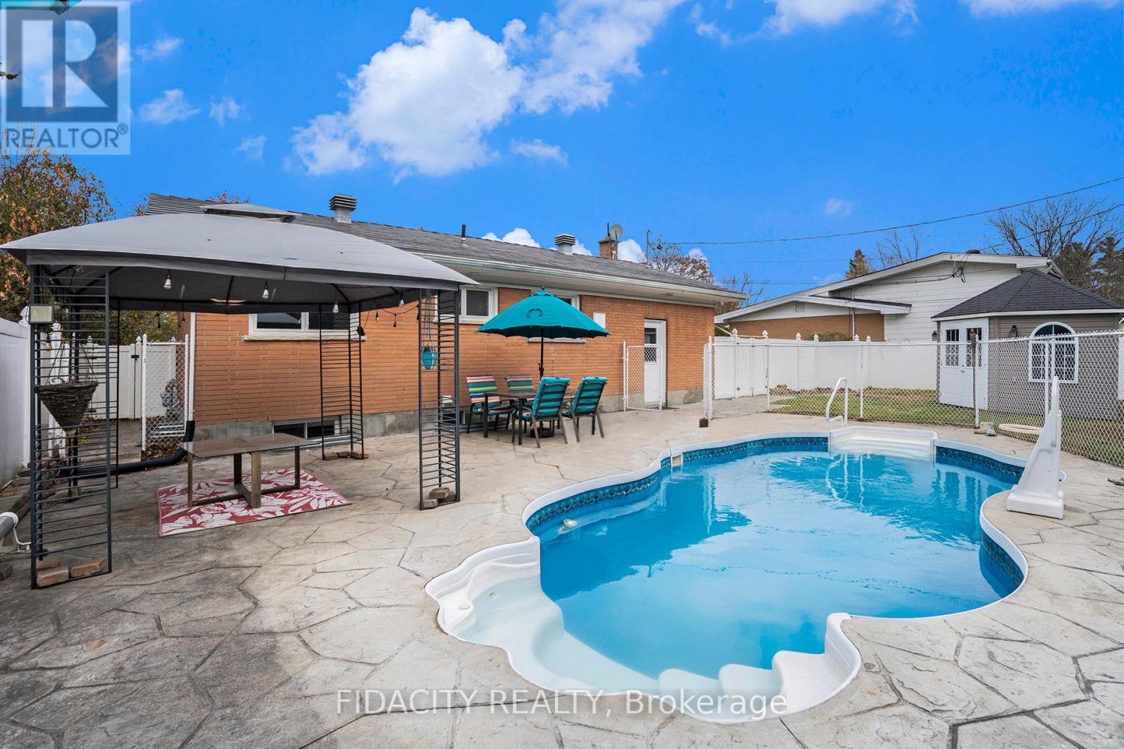 34 Stinson Avenue, Ottawa, Ontario  K2H 6N3 - Photo 27 - X13851856