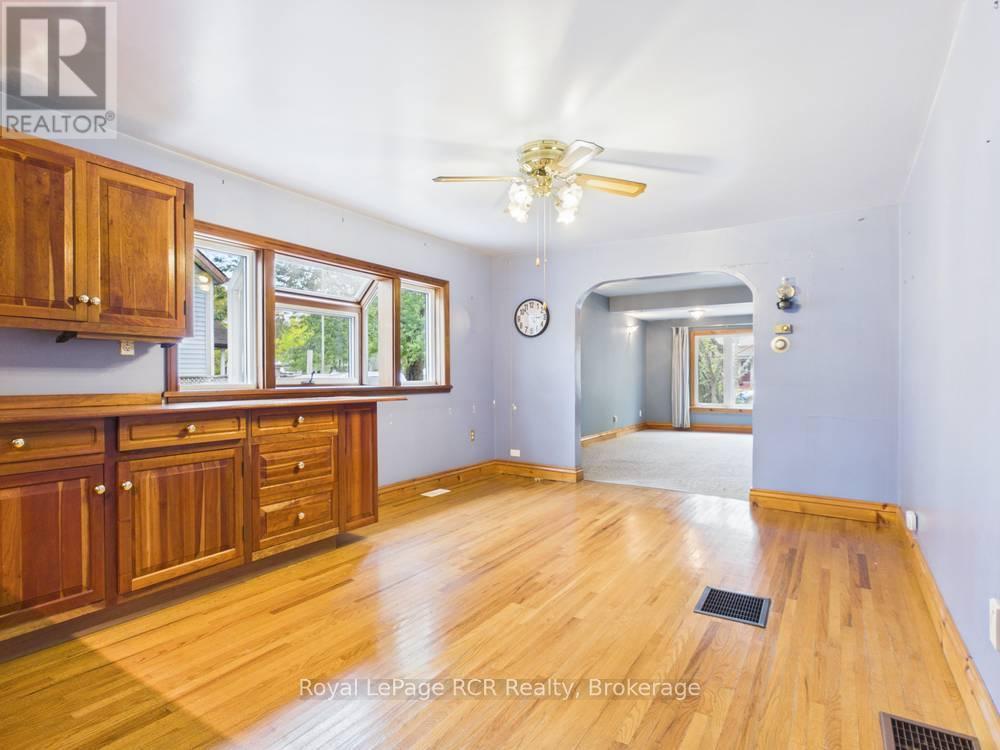 418 Goderich Street, Saugeen Shores, Ontario  N0H 2C0 - Photo 15 - X14031490