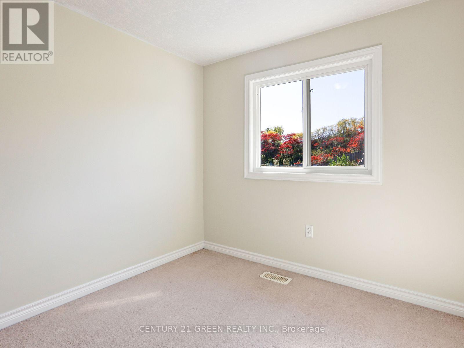 469 Activa Avenue, Kitchener, Ontario  N2E 4B9 - Photo 37 - X14028822