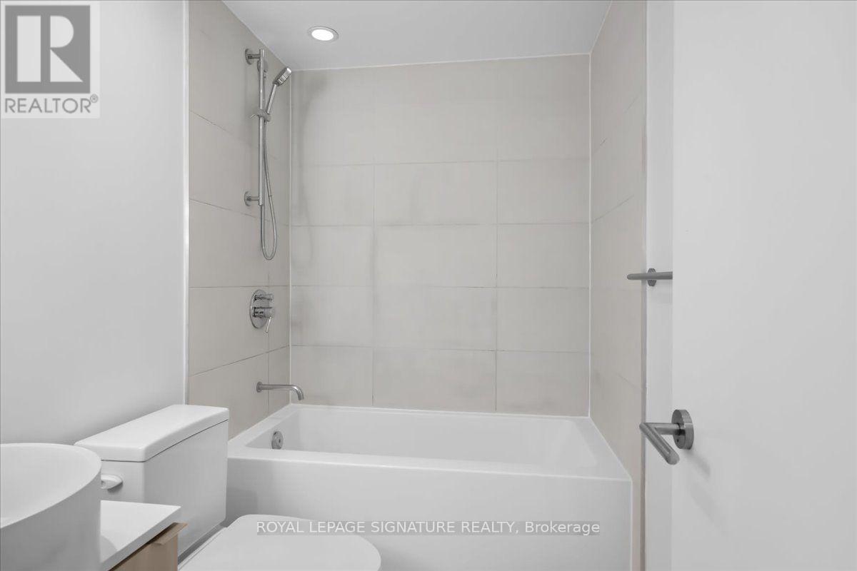 1805 - 161 Roehampton Avenue, Toronto, Ontario  M4P 0C8 - Photo 19 - C14031508