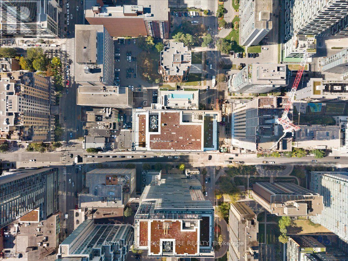 1805 - 161 Roehampton Avenue, Toronto, Ontario  M4P 0C8 - Photo 29 - C14031508