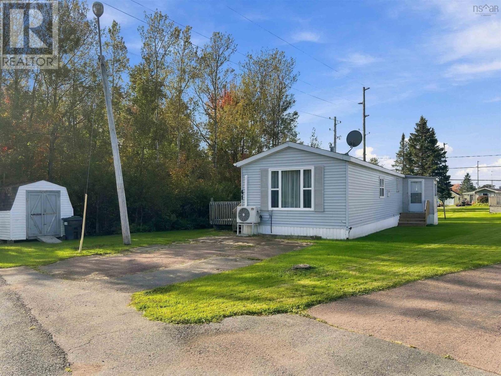 41 Costin Drive, Amherst, Nova Scotia  B4H 4B5 - Photo 2 - 202625507