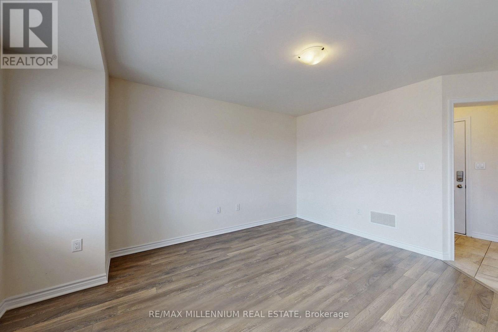1017 Cameo Street, Pickering, Ontario  L1X 0G3 - Photo 9 - E14031642