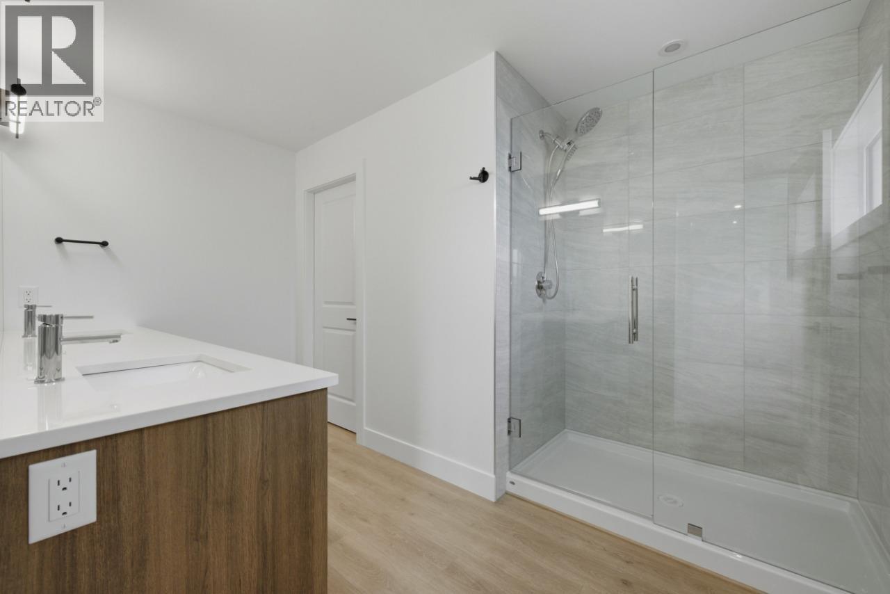 419 Arrowleaf Drive, Coldstream, British Columbia  V1B 0B5 - Photo 33 - 10403583