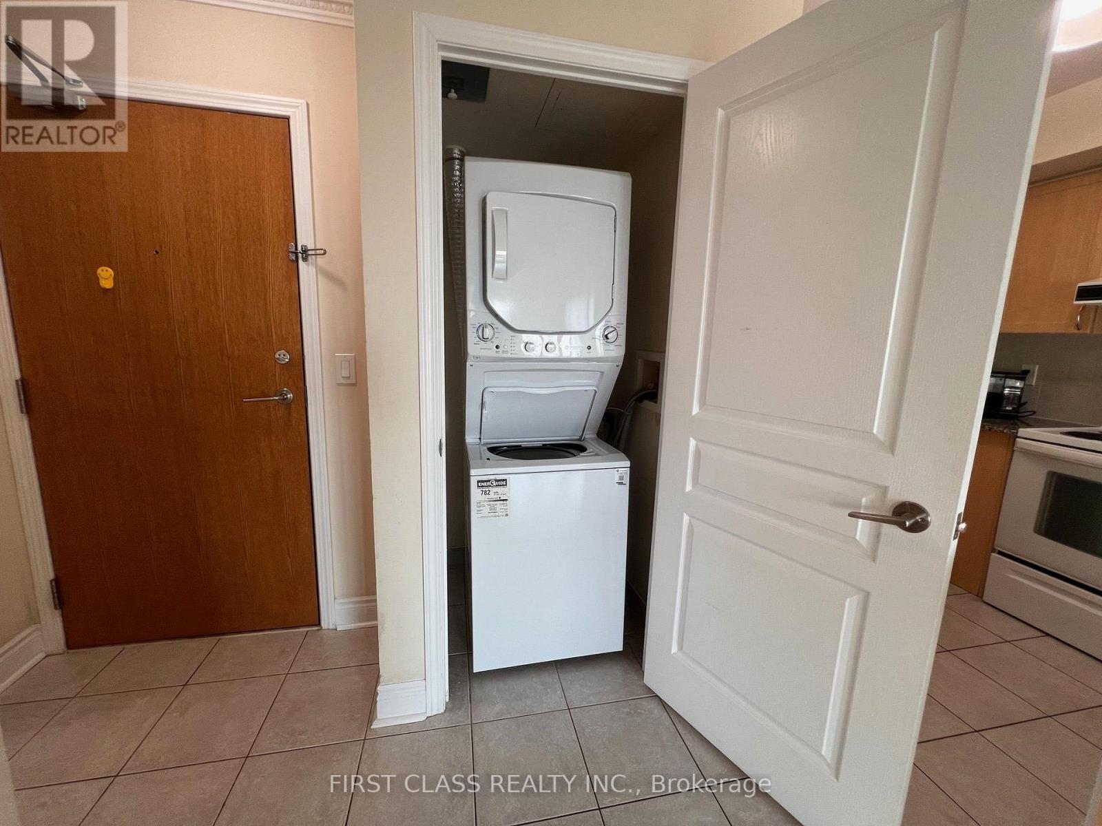 707 - 75 South Town Centre Boulevard, Markham (Unionville), Ontario  L6G 0B3 - Photo 2 - N14031536