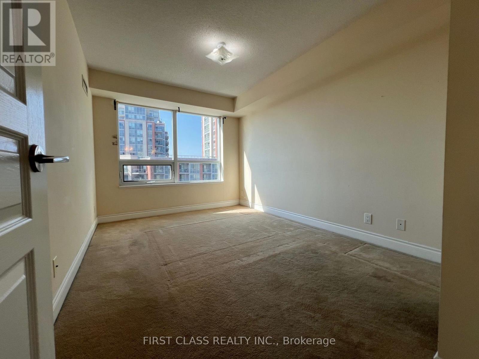 707 - 75 South Town Centre Boulevard, Markham (Unionville), Ontario  L6G 0B3 - Photo 3 - N14031536