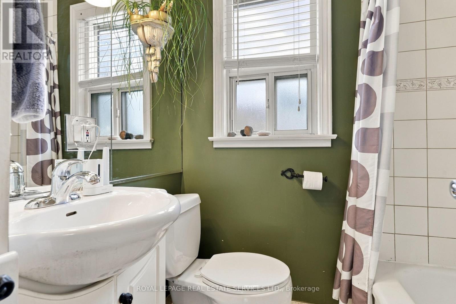 89 Yorkview Drive, Toronto (Stonegate-Queensway), Ontario  M8Z 2G3 - Photo 12 - W14031484
