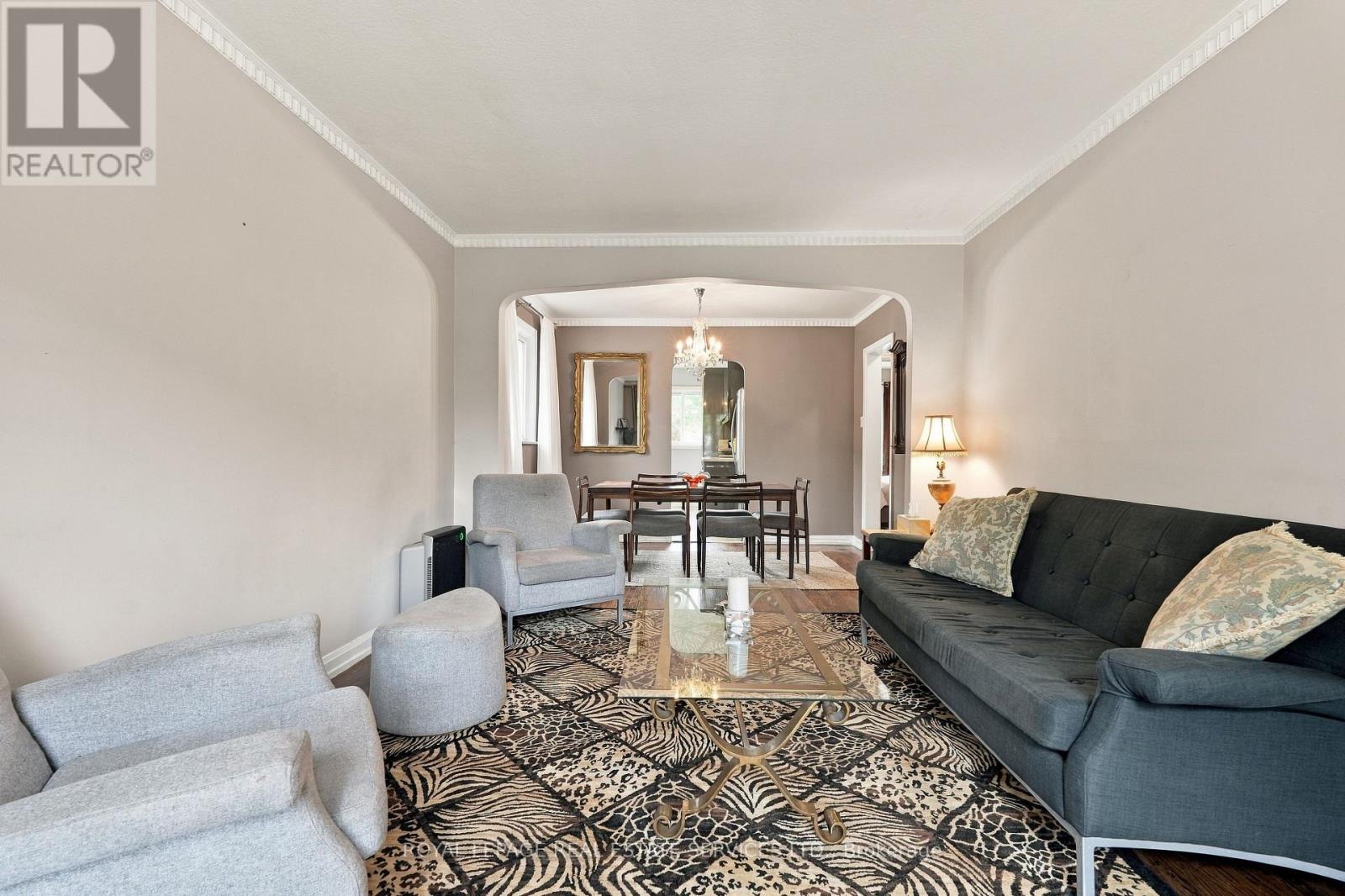 89 Yorkview Drive, Toronto (Stonegate-Queensway), Ontario  M8Z 2G3 - Photo 4 - W14031484