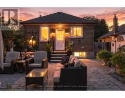 89 YORKVIEW DRIVE, Toronto, Ontario