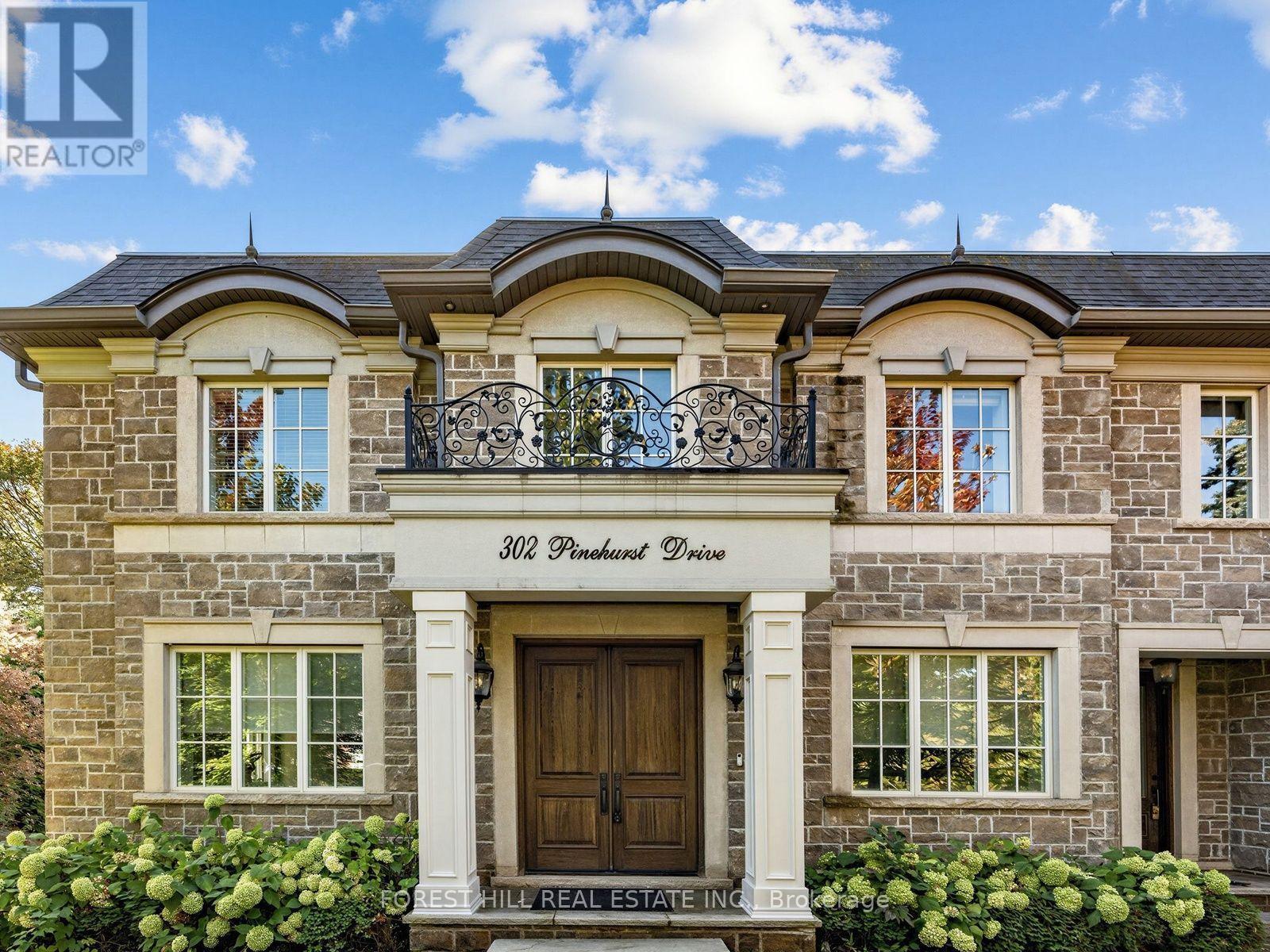 302 PINEHURST DRIVE W, oakville (fd ford), Ontario