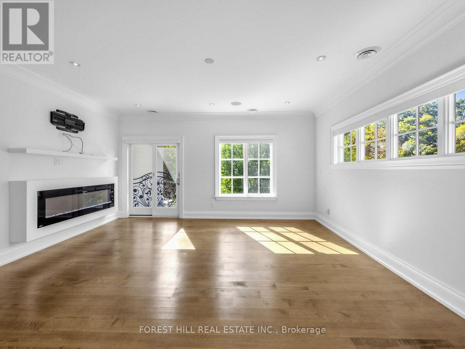 302 Pinehurst Drive W, Oakville (Fd Ford), Ontario  L6J 4X3 - Photo 19 - W14031550