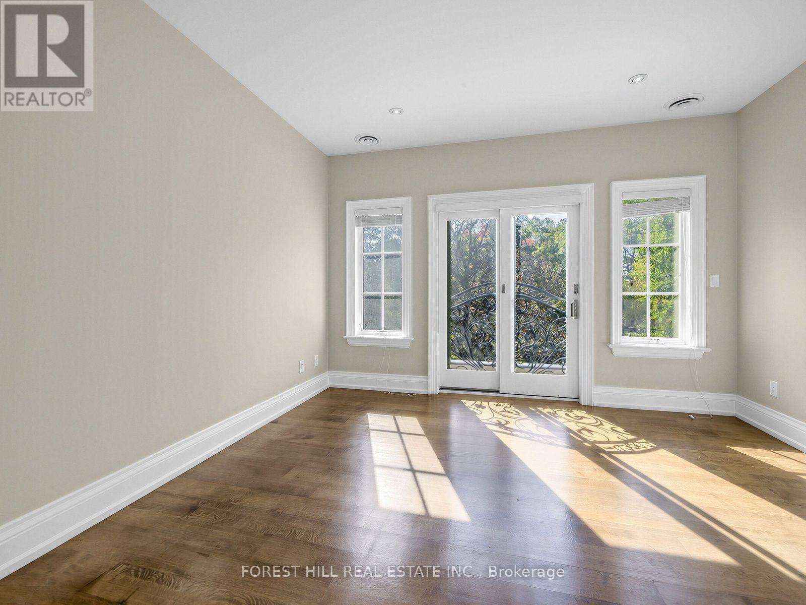302 Pinehurst Drive W, Oakville (Fd Ford), Ontario  L6J 4X3 - Photo 28 - W14031550