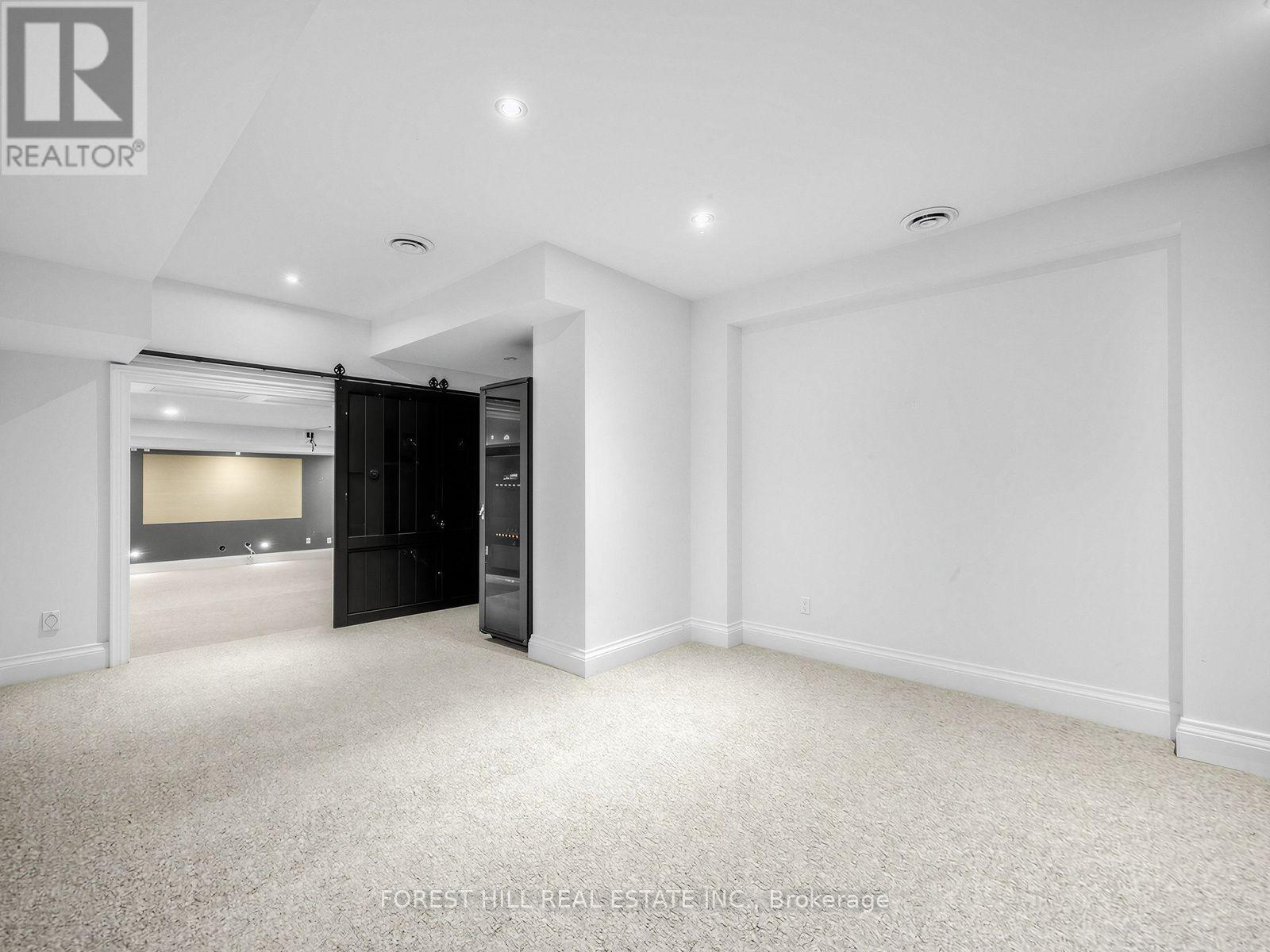 302 Pinehurst Drive W, Oakville (Fd Ford), Ontario  L6J 4X3 - Photo 44 - W14031550